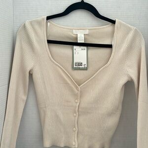 H&M size SMALL Long sleeve top cream color